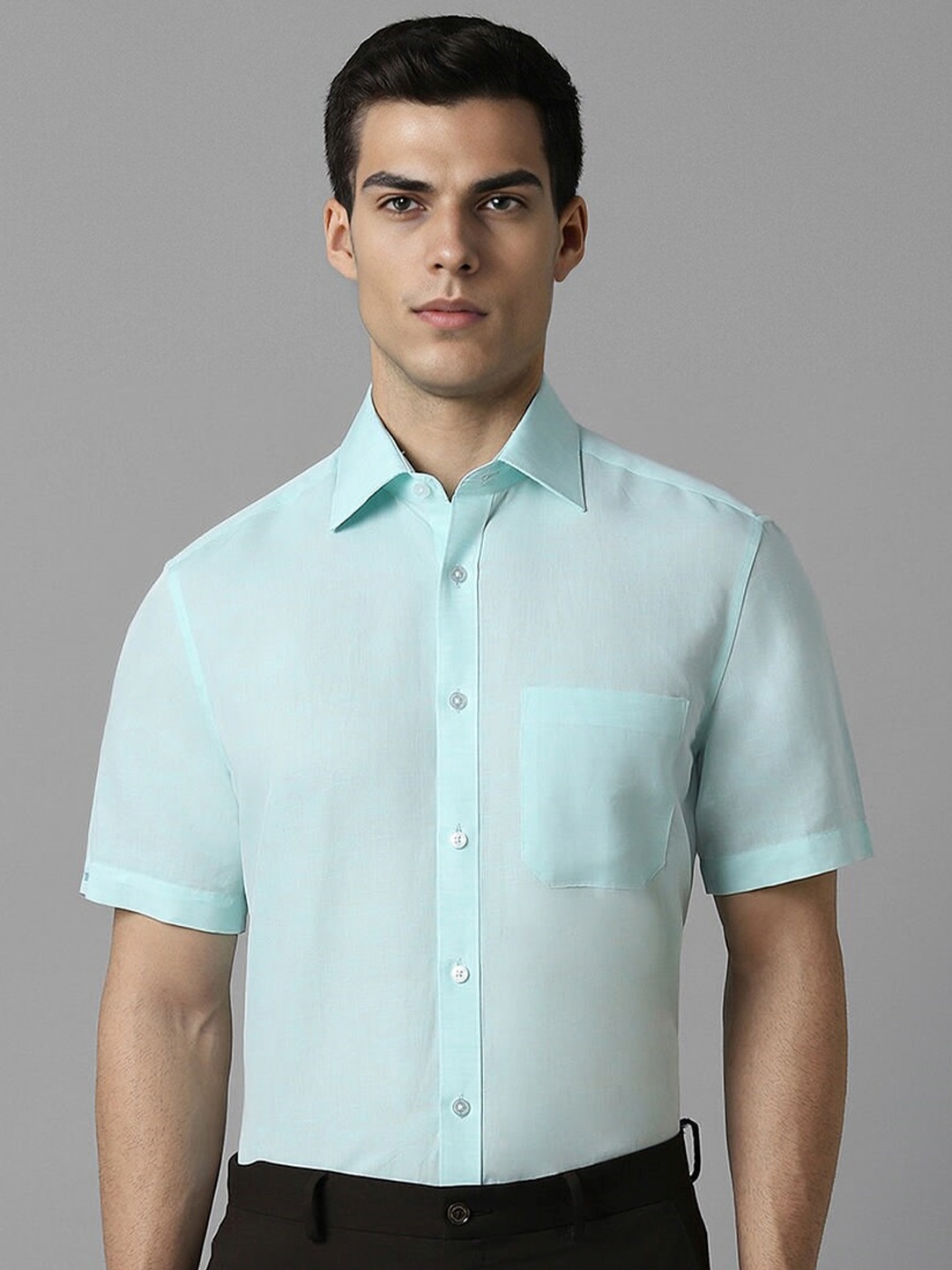 

Louis Philippe Classic Fit Spread Collar Formal Shirt, Blue