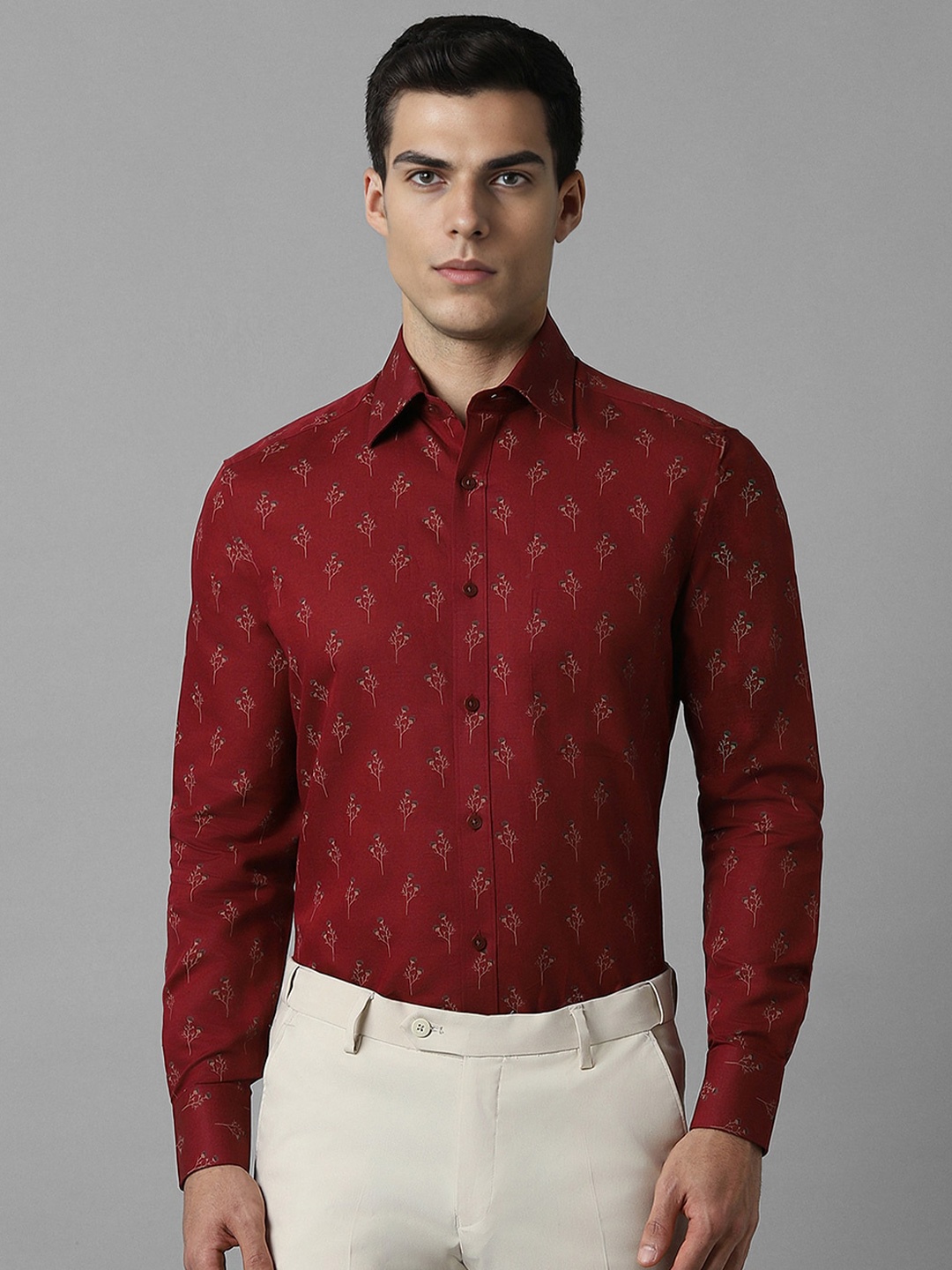 

Louis Philippe Classic Fit Floral Printed Spread Collar Formal Shirt, Red