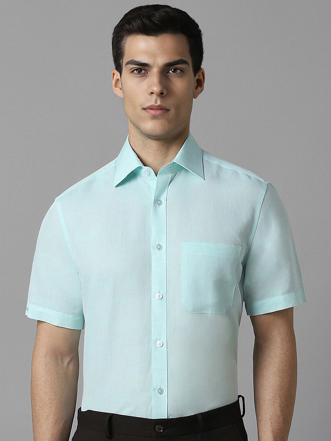 

Louis Philippe Classic Fit Spread Collar Formal Shirt, Blue
