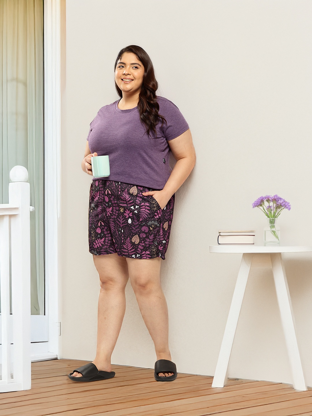 

Sztori Women Plus-Size Floral Print Shorts, Black