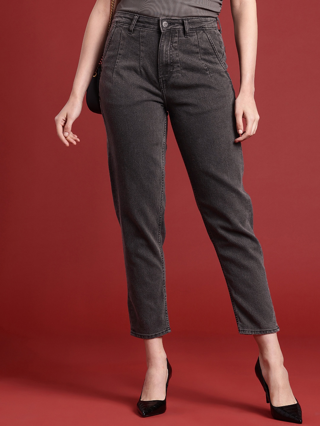 

all about you Women Mom Fit High-Rise Light Fade Jeans, Charcoal
