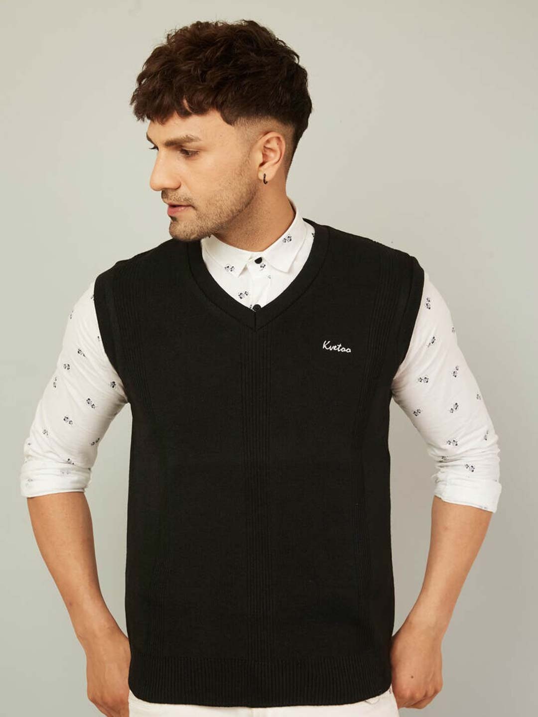 

KVETOO Men Sweater Vest, Black