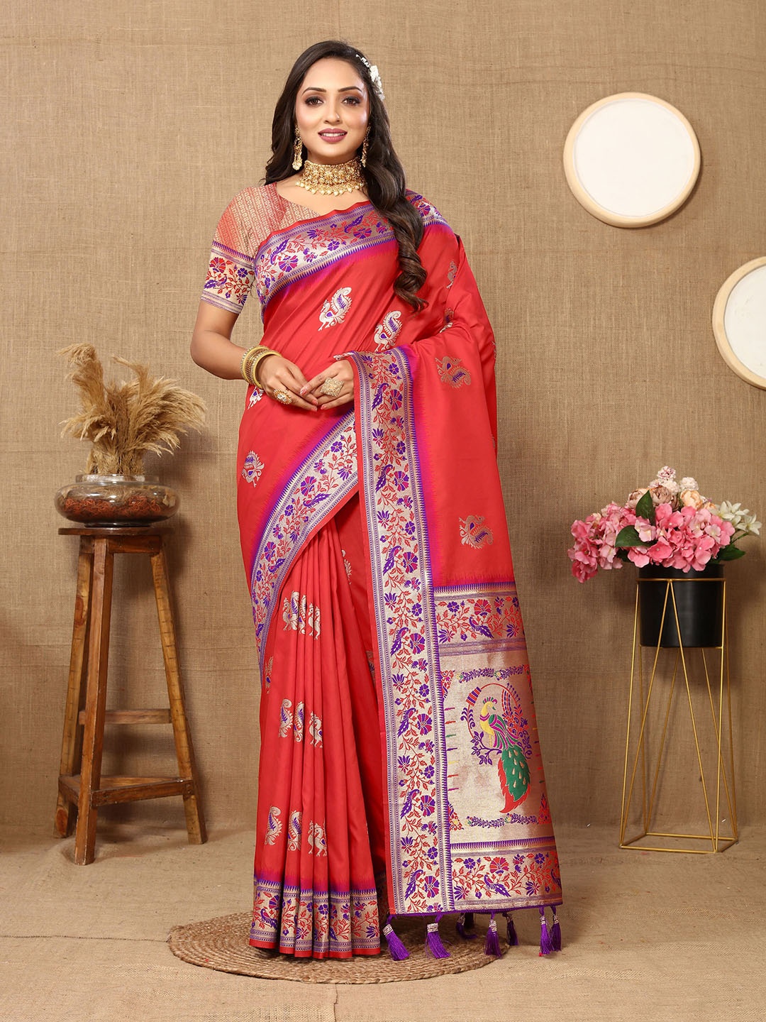 

V3 FASHION STUDIO Ethnic Motifs Zari Pure Silk Paithani Saree, Red