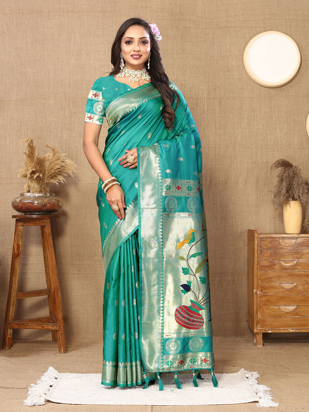 

V3 FASHION STUDIO Woven Design Zari Pure Silk Paithani Saree, Blue