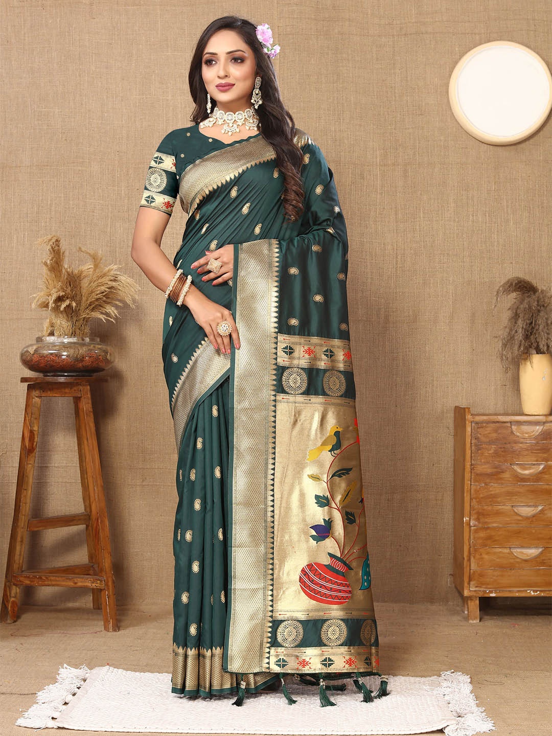 

V3 FASHION STUDIO Ethnic Motifs Zari Pure Silk Paithani Saree, Green