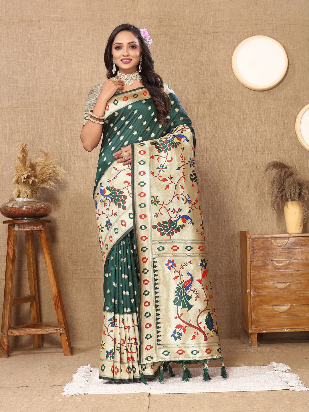 

V3 FASHION STUDIO Woven Design Zari Pure Silk Paithani Saree, Green
