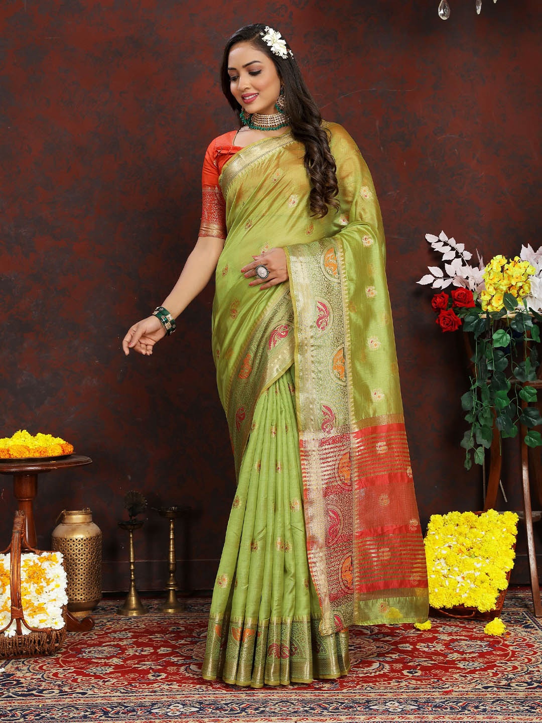 

V3 FASHION STUDIO Ethnic Motifs Woven Design Zari Organza Banarasi Saree, Green