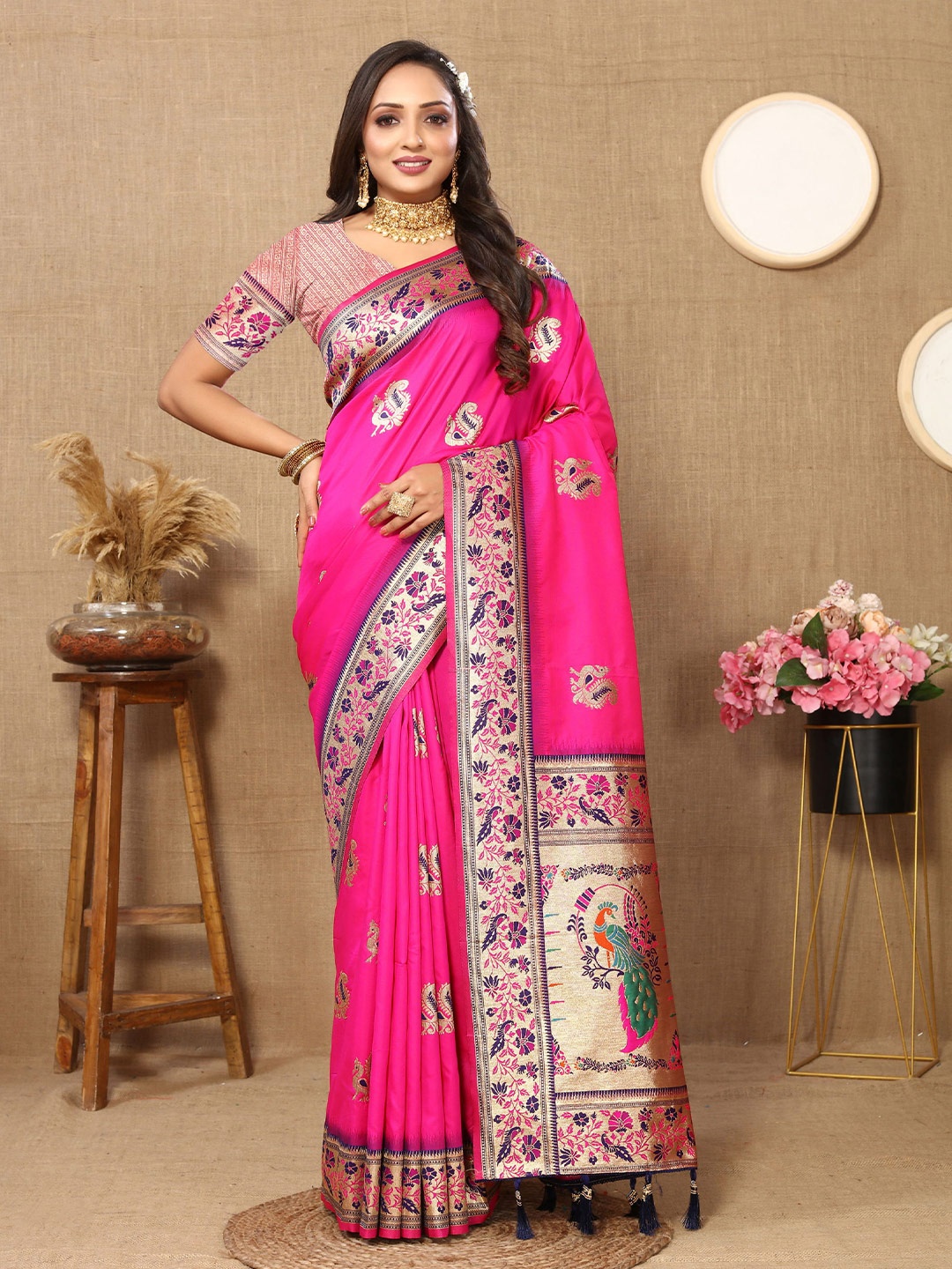 

V3 FASHION STUDIO Ethnic Motifs Woven Design Zari Pure Silk Paithani Saree, Pink