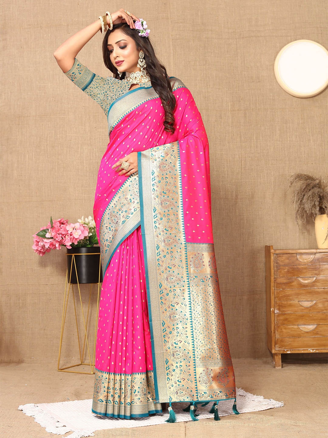 

V3 FASHION STUDIO Ethnic Motifs Zari Pure Silk Banarasi Saree, Pink
