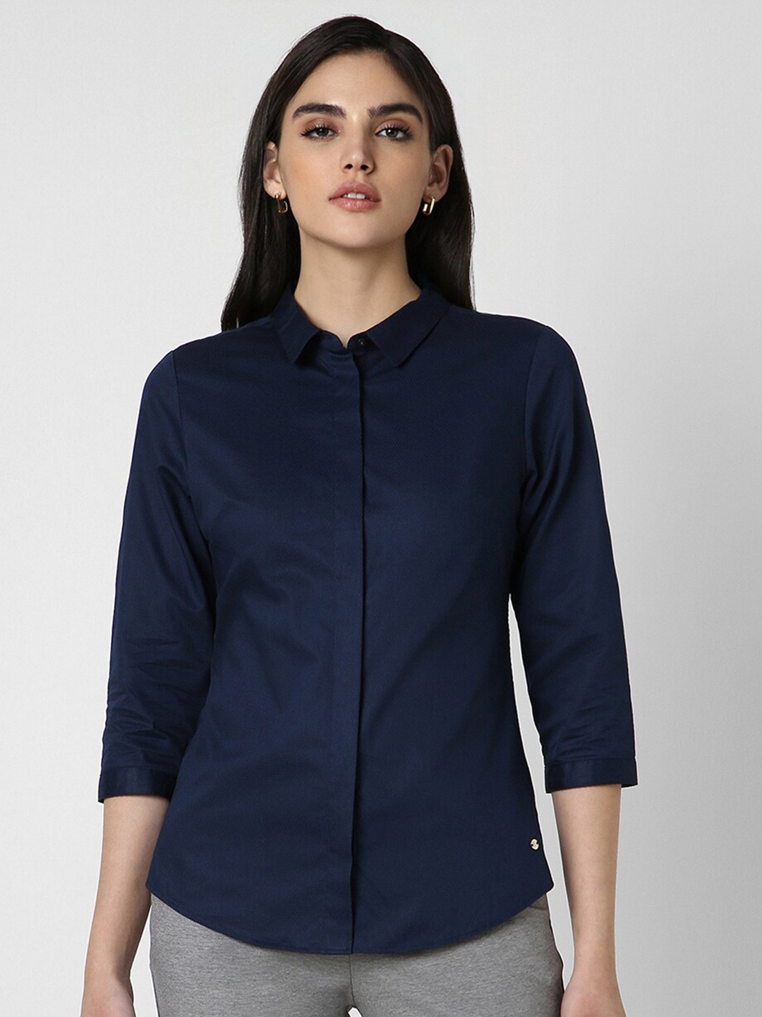 

Van Heusen Woman Women Opaque Formal Shirt, Navy blue