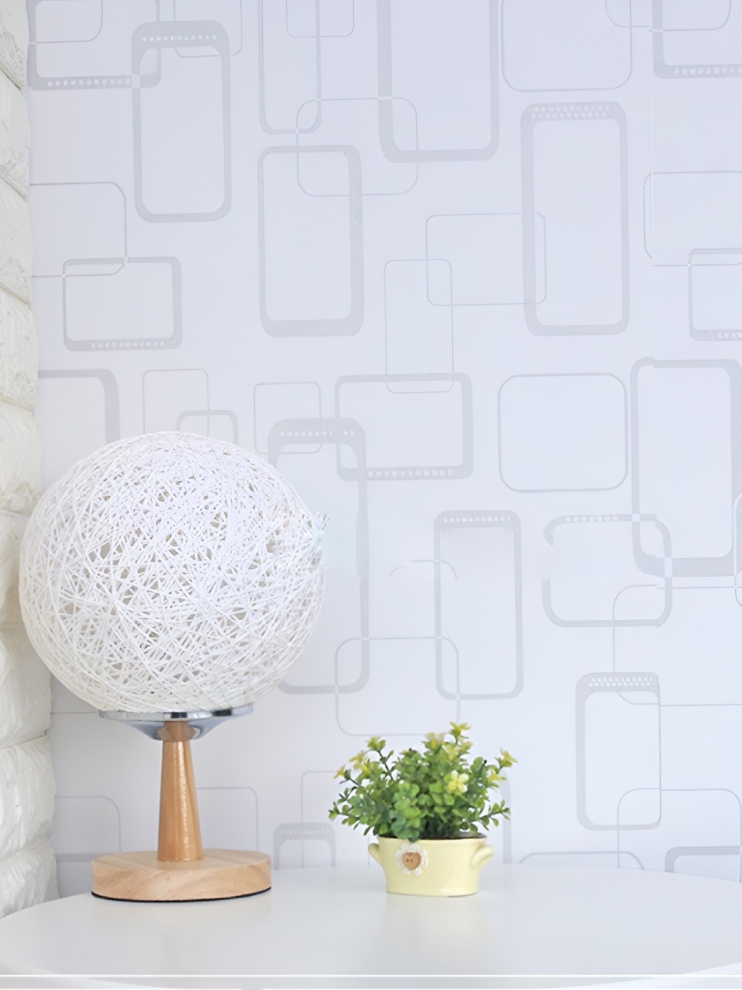 

Xivir White Self-Adhesive Removable Wallpaper