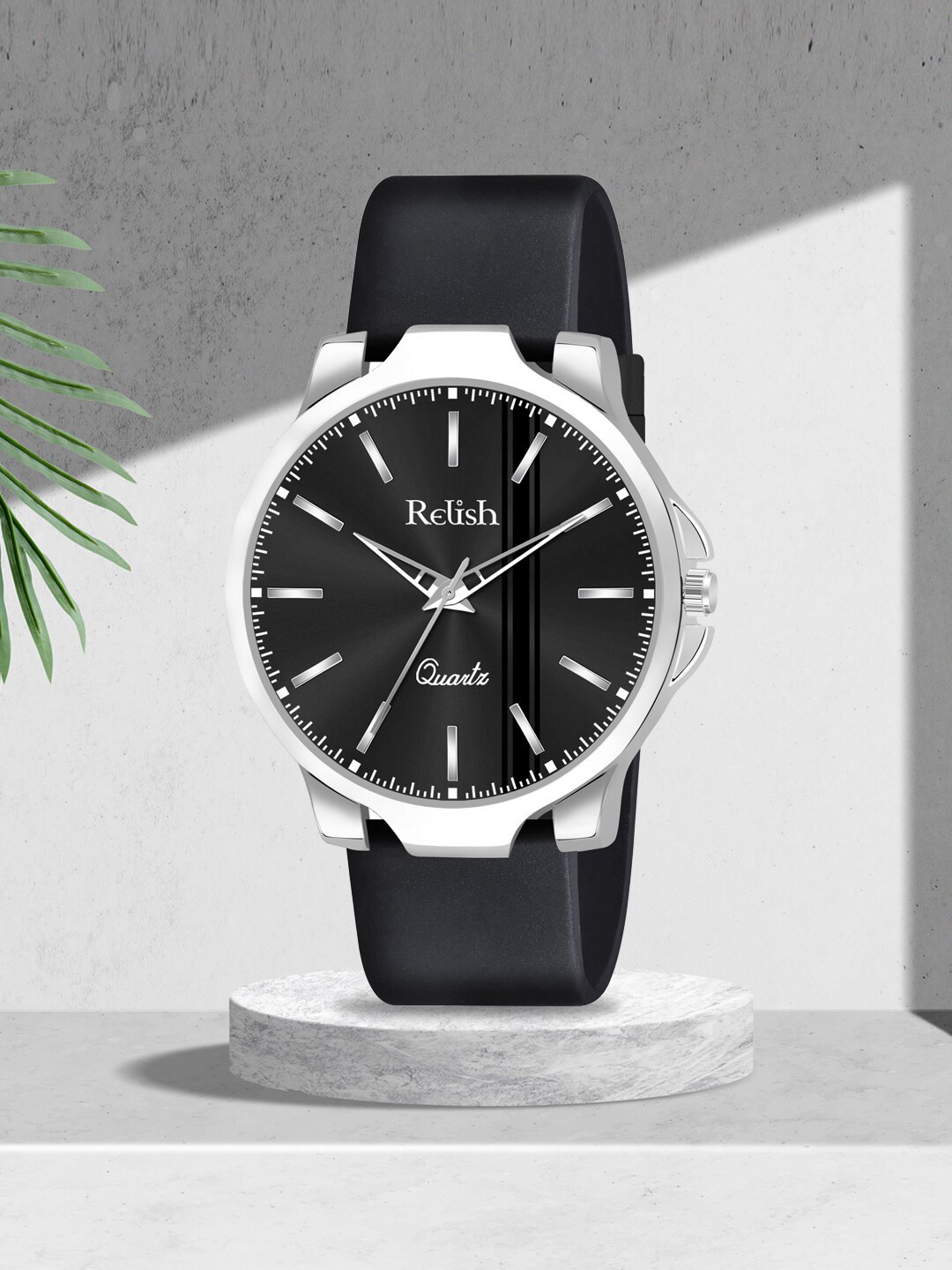 

Relish Men Textured Dial & Silicone Straps Analogue Watch RE-NSSW516, Black