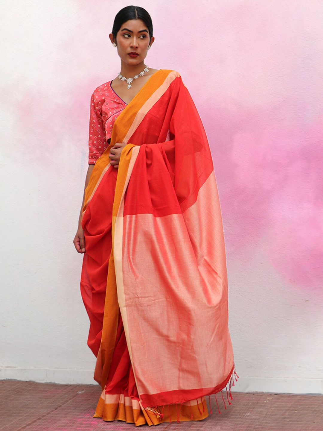 

Chidiyaa Saree, Red