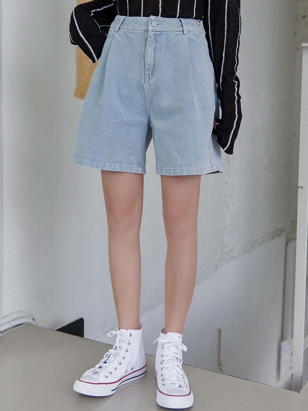 

Stylecast X Kotty Women High-Rise Shorts, Blue