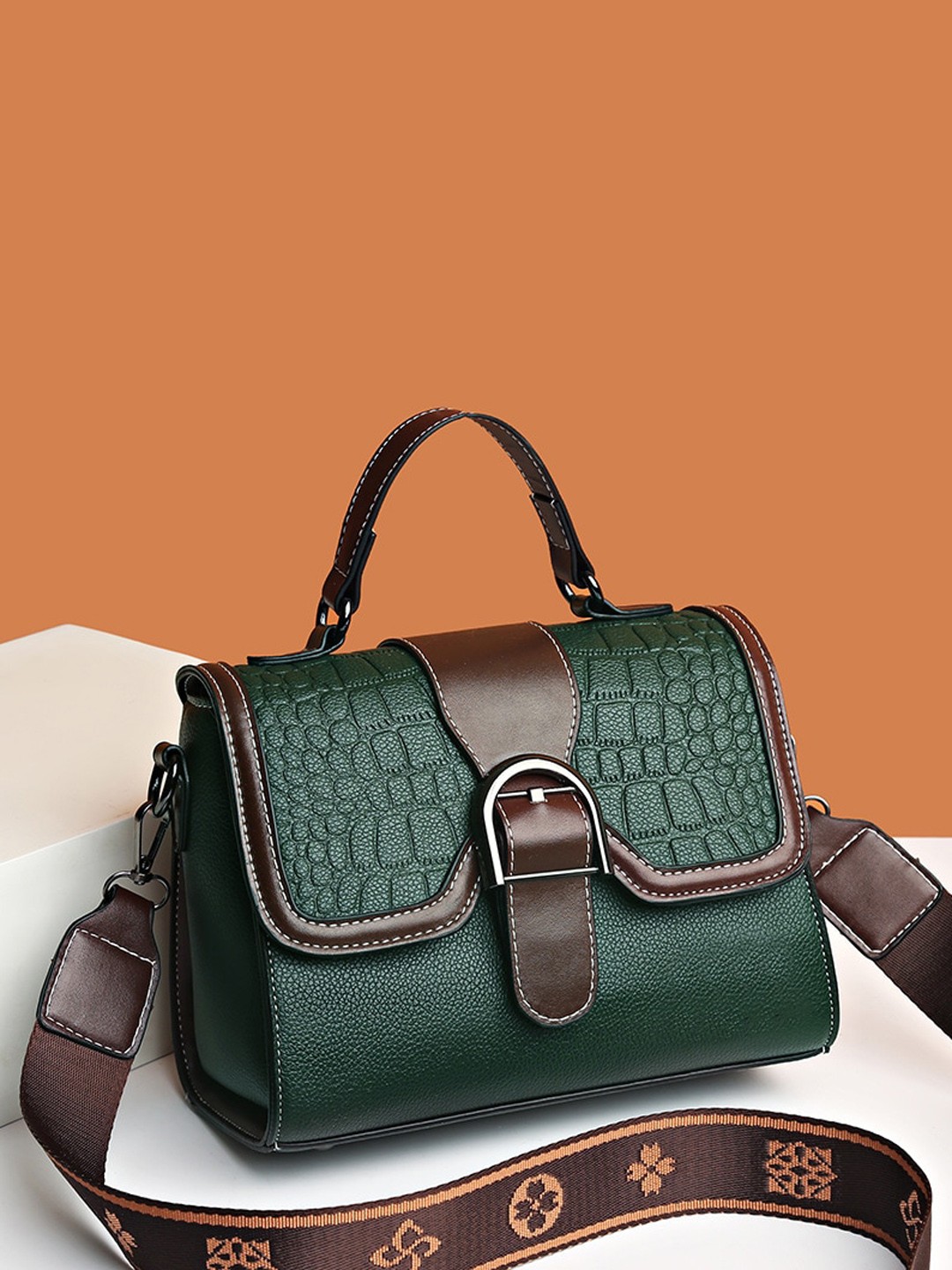 

Diva Dale PU Structured Handheld Bag with Cut Work, Green