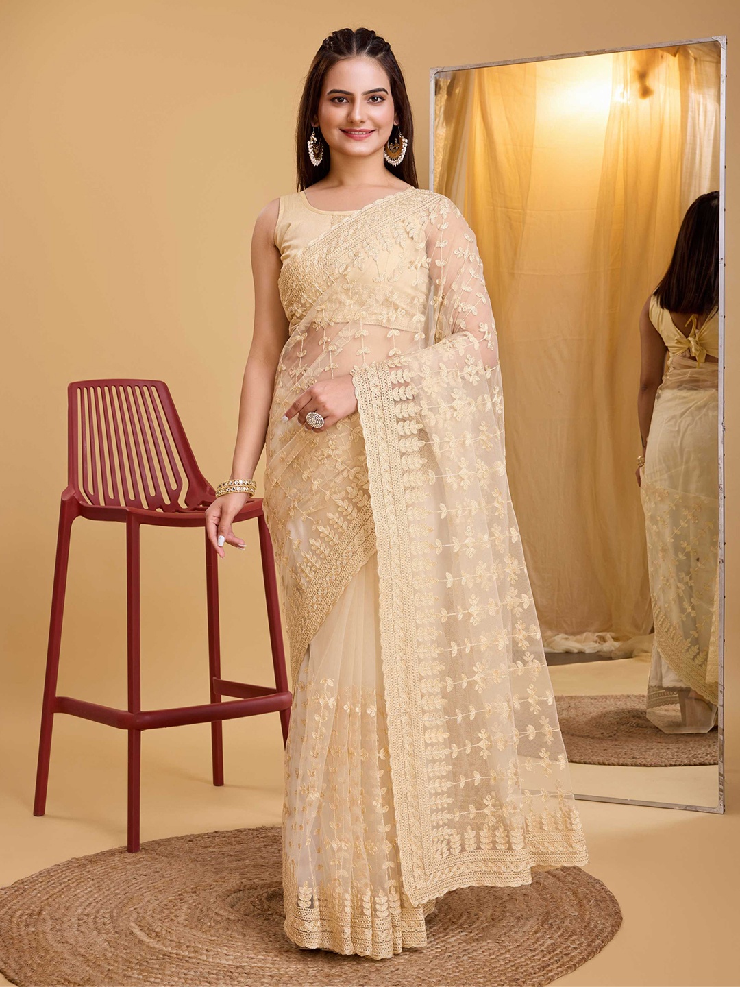 

HERE&NOW Floral Embroidered Net Saree, Cream