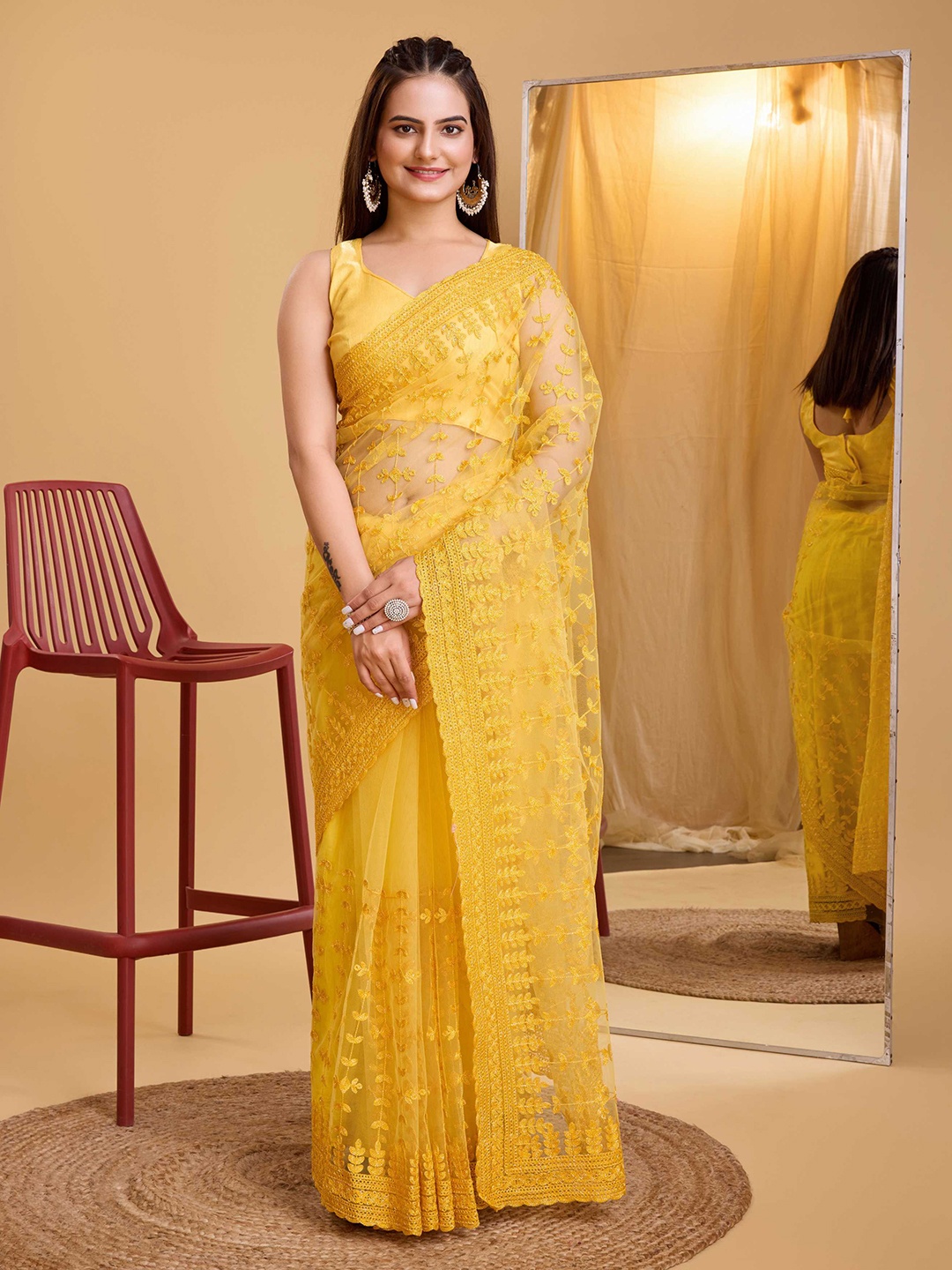 

HERE&NOW Floral Embroidered Net Saree, Yellow