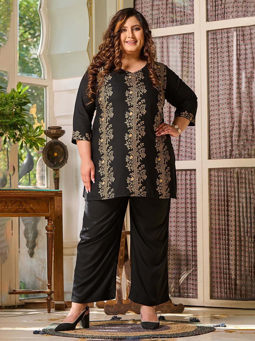 PrettyPlus by Desinoor.com Printed Tunic with Palazzos, Black