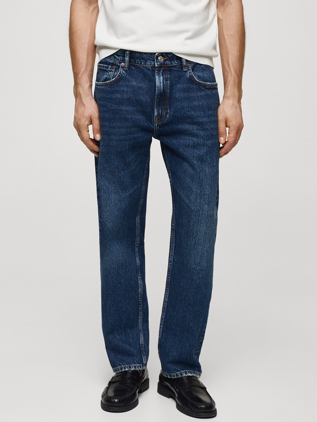 

MANGO MAN Pure Cotton Non Stretchable Light Fade Jeans, Navy blue