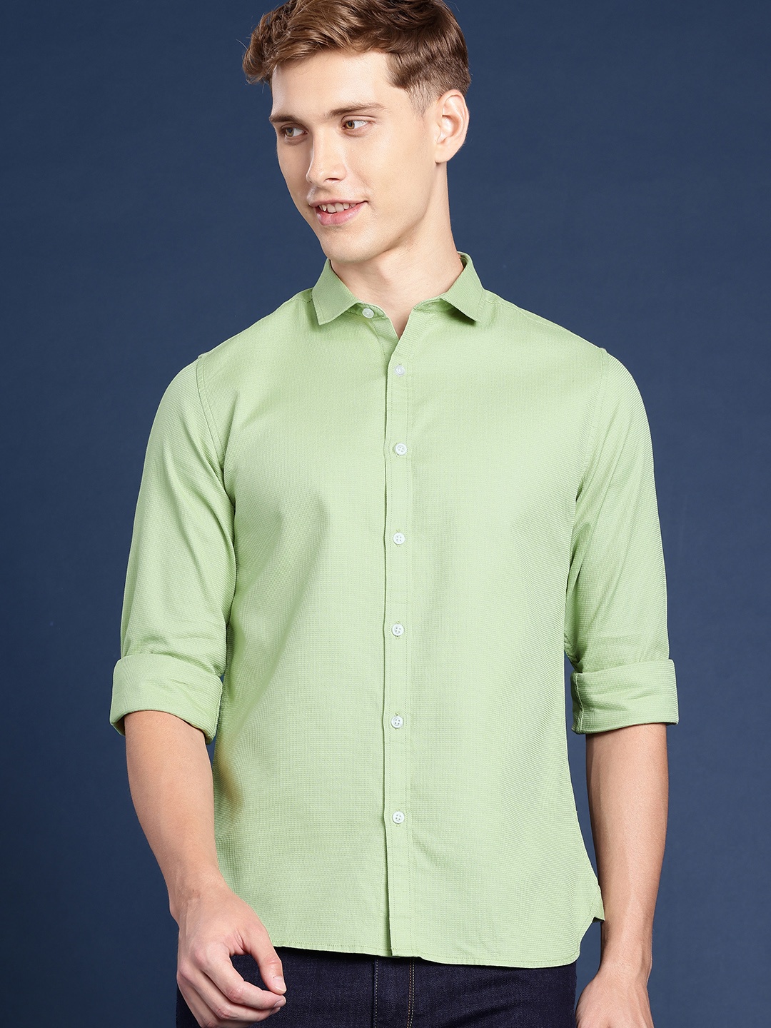 

Mast & Harbour Men Standard Opaque Cotton Casual Shirt, Sea green