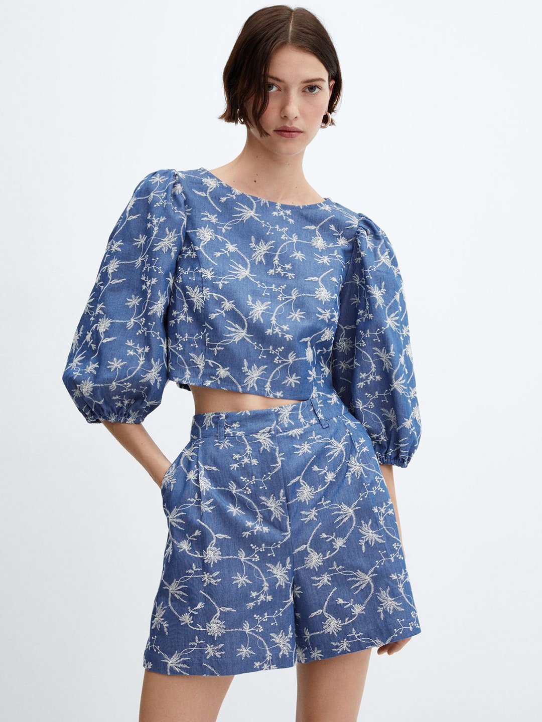 

MANGO Women Floral Embroidered Shorts, Blue