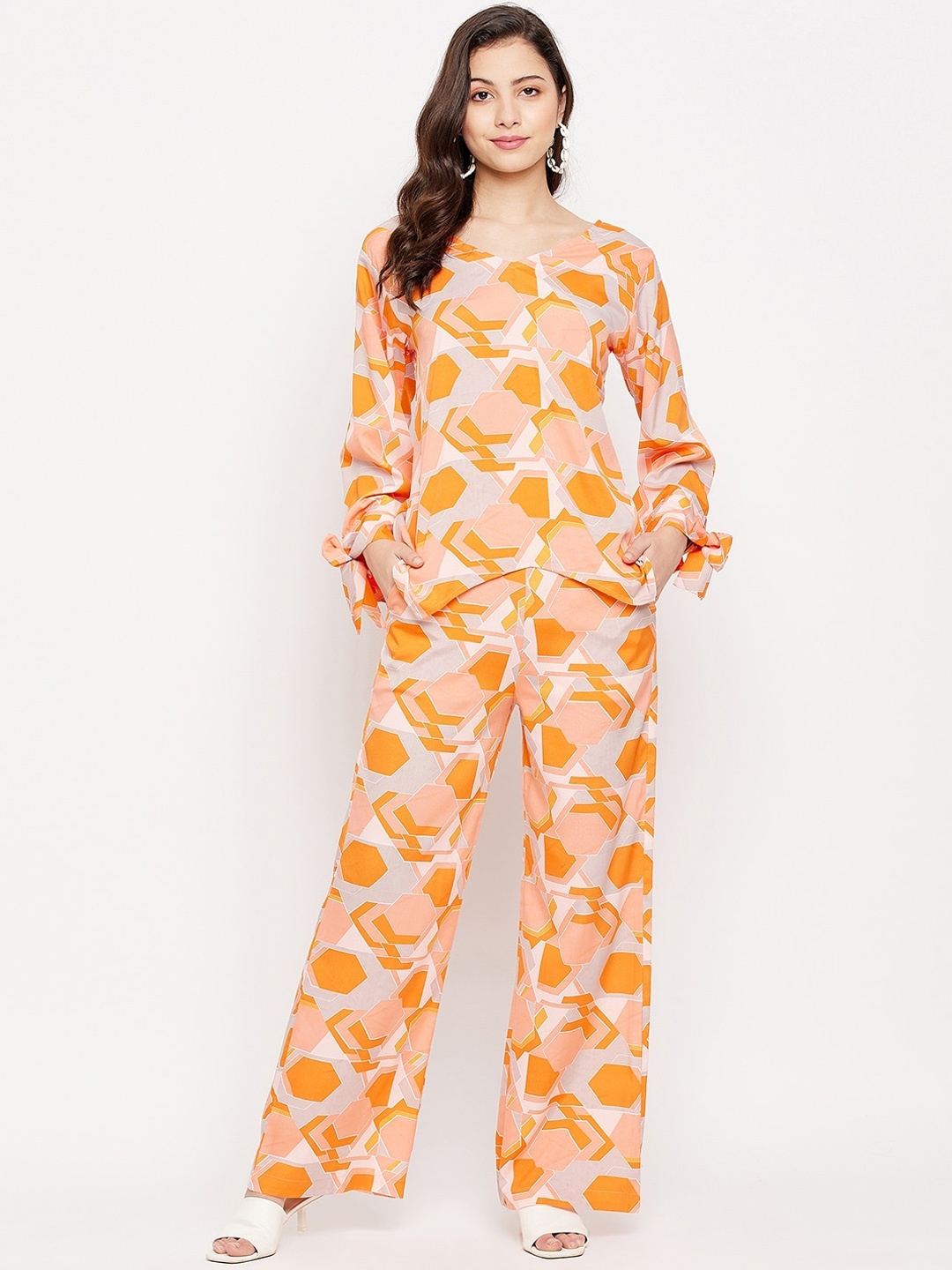 

Fashfun Printed V-neck Top with Mid-Rise Trouser Co-Ords, Orange