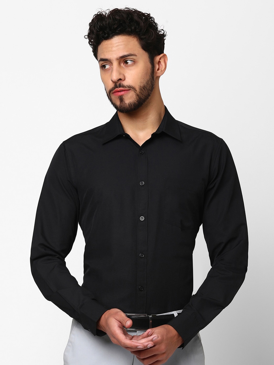 

Indivisual Clothing Men Standard Slim Fit Opaque Casual Shirt, Black