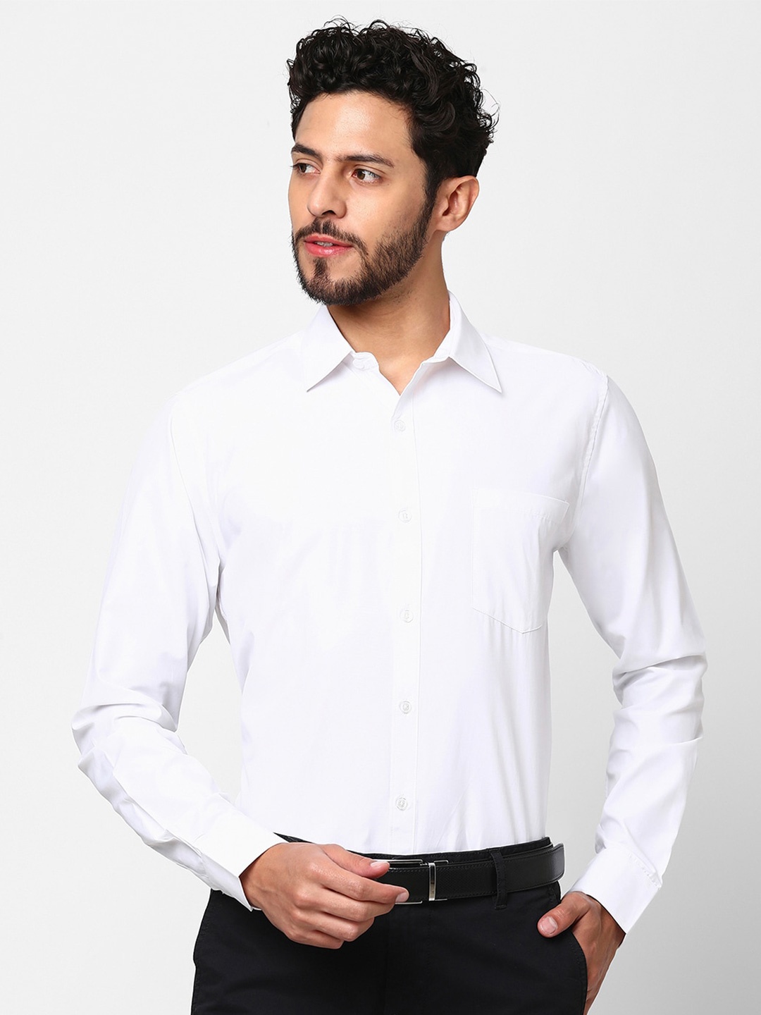 

Indivisual Clothing Men Standard Slim Fit Opaque Casual Shirt, White