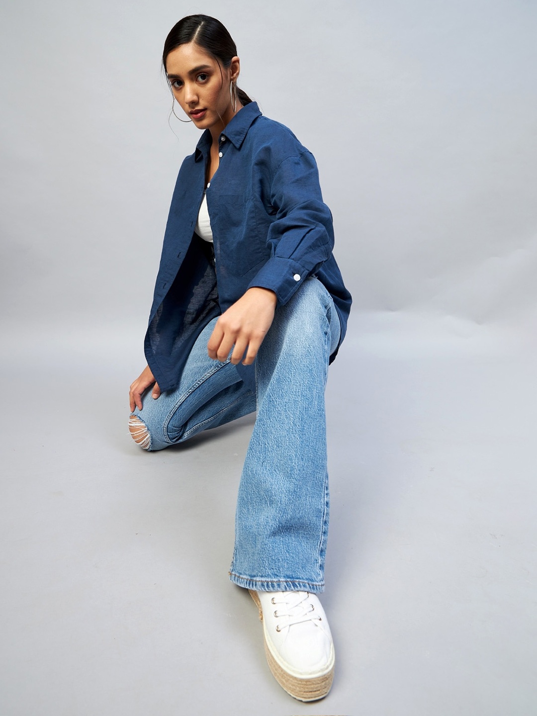 

DELAN Women Relaxed Boxy Opaque Casual Shirt, Navy blue