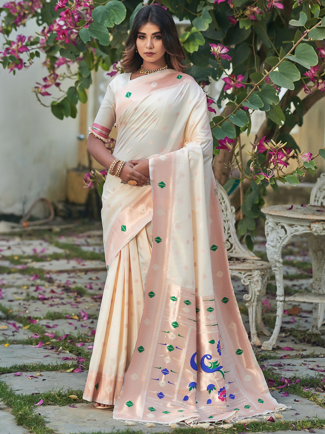 

Anouk Ethnic Motifs Pure Silk Saree, Cream