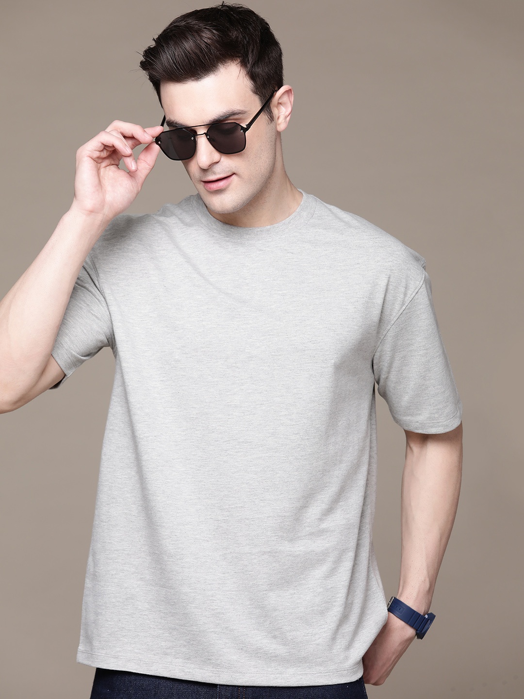 

Roadster Men Pure Cotton Boxy T-shirt, Grey