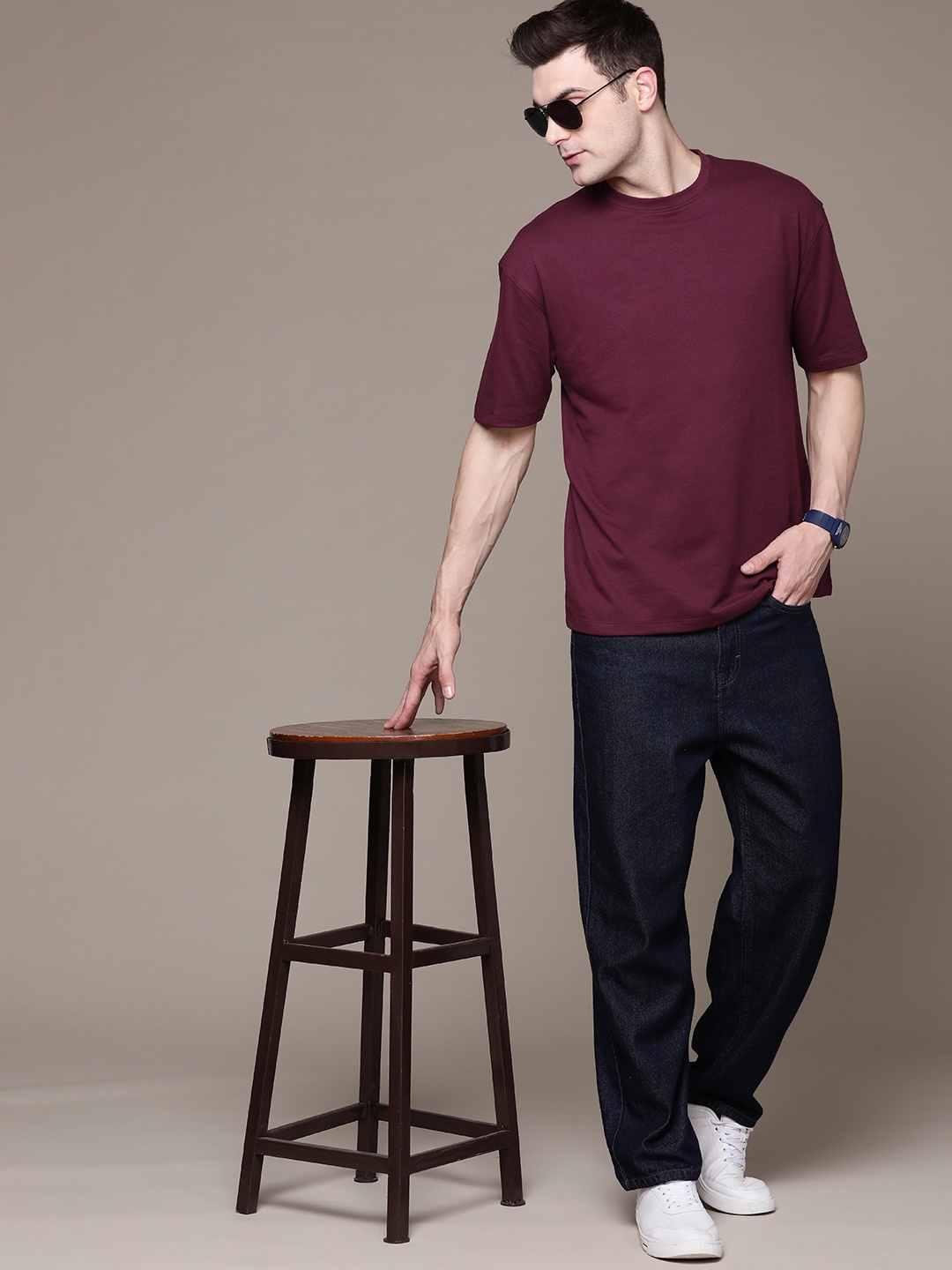 

Roadster Men Pure Cotton Boxy T-shirt, Maroon