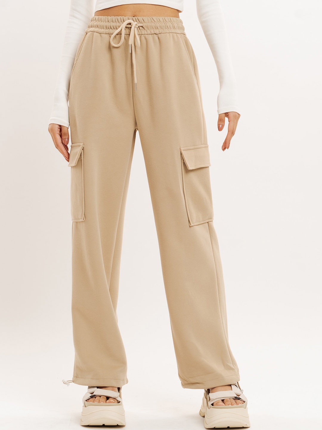 

FREAKINS Women Relaxed Straight Leg Mid-Rise Plain Trousers, Brown