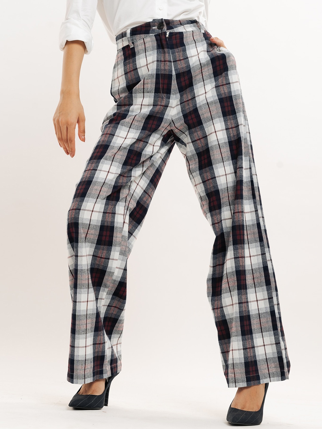 

FREAKINS Women Checked Relaxed Straight Leg Straight Fit Trousers, Multi