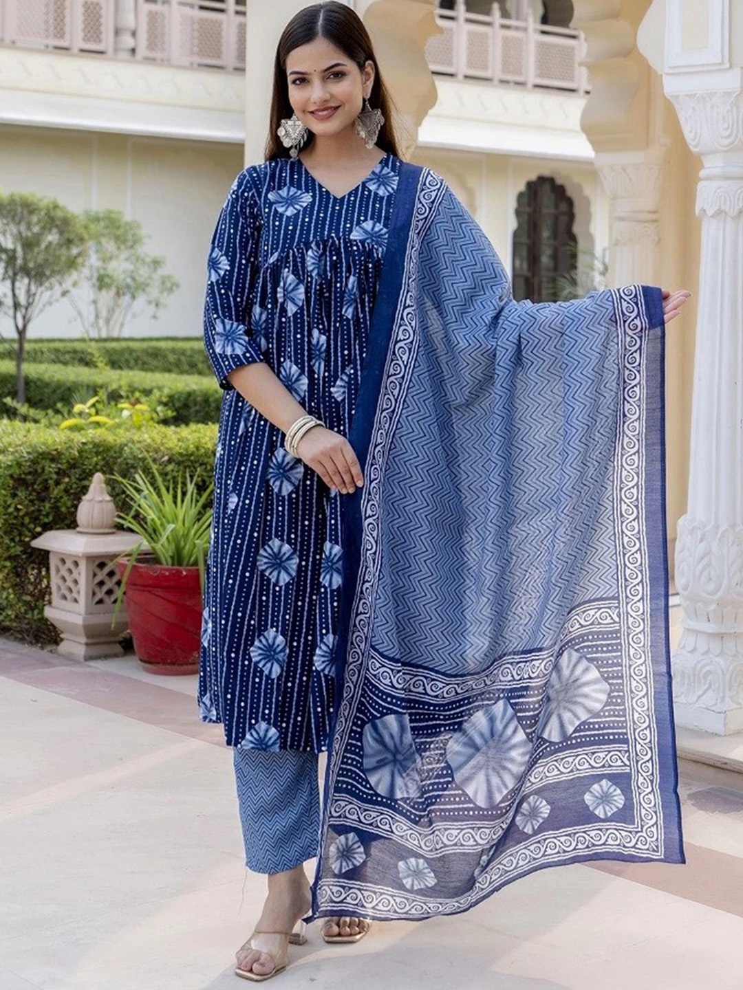 

KALINI Women Floral Printed Regular Mirror Work Pure Cotton Kurta with Palazzos & With Dupatta, Teal