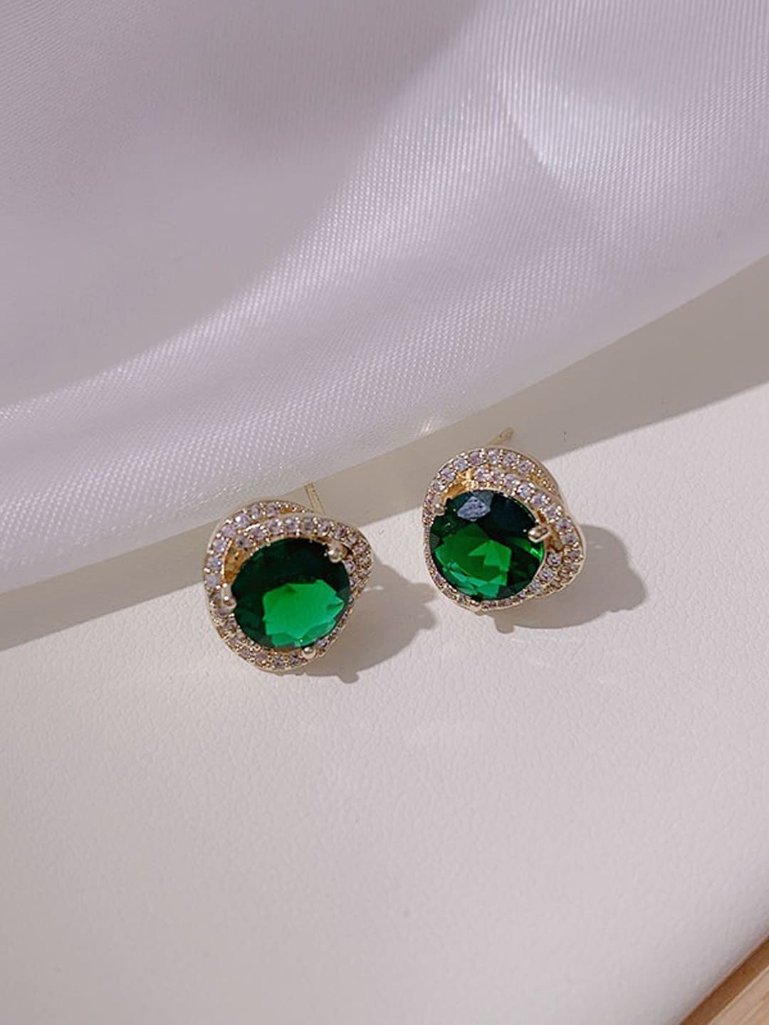 

Krelin Circular Studs Earrings, Green