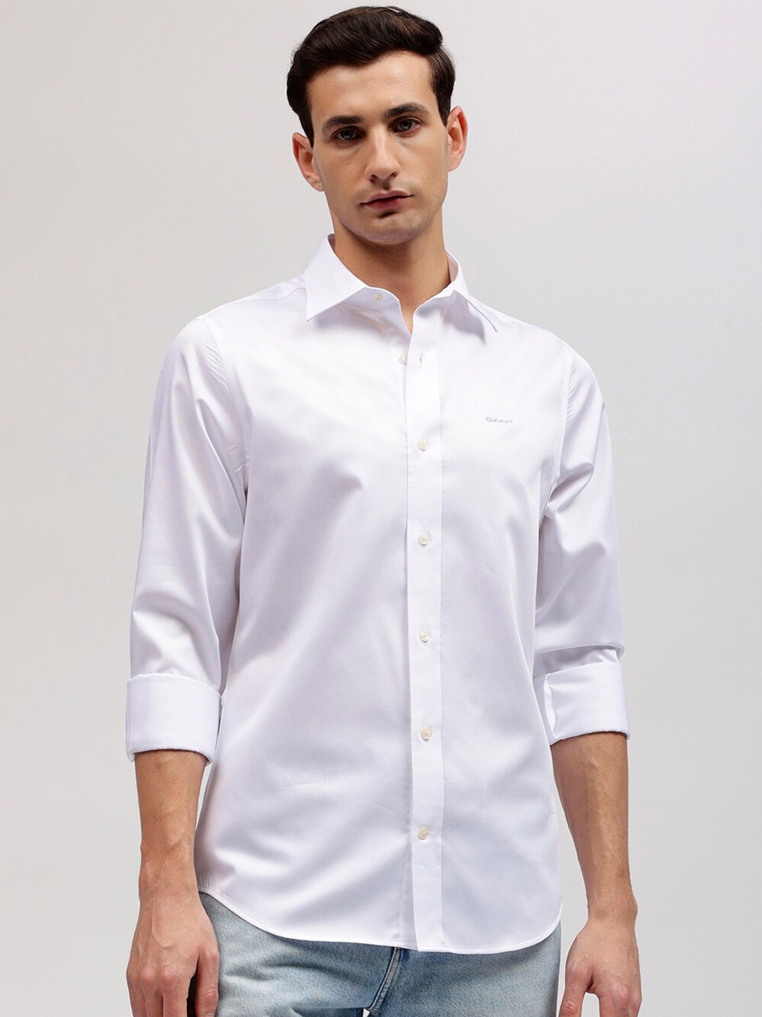 

GANT Solid Spread Collar Slim Fit Shirt, White