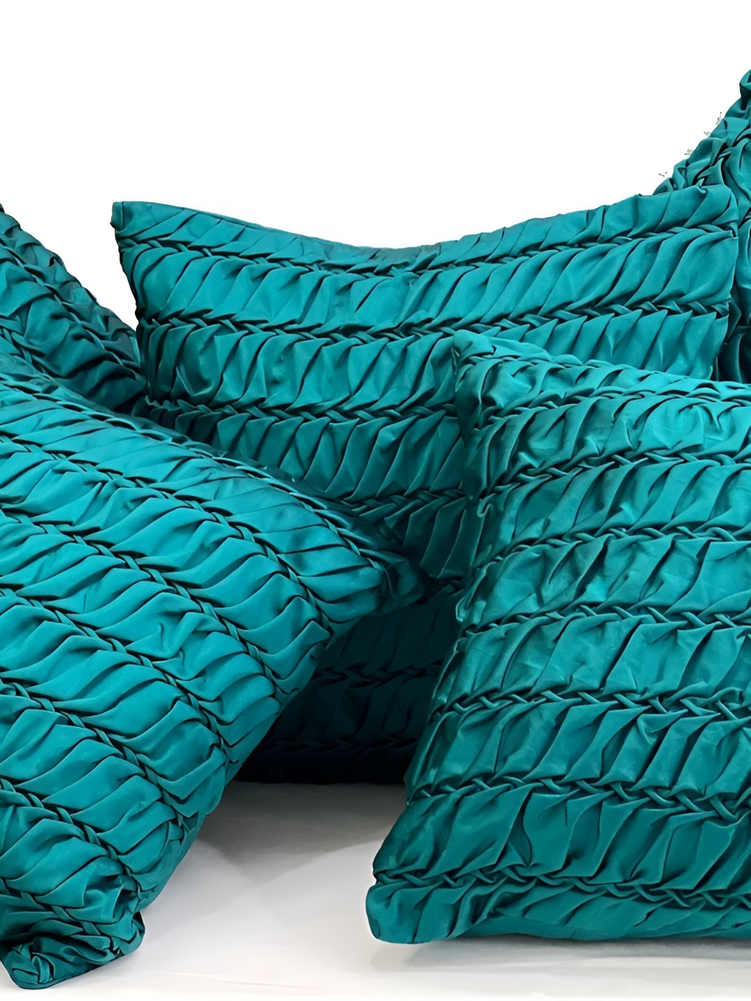 

SLEEPY THREADS Green Set of 5 Square Cushion Covers