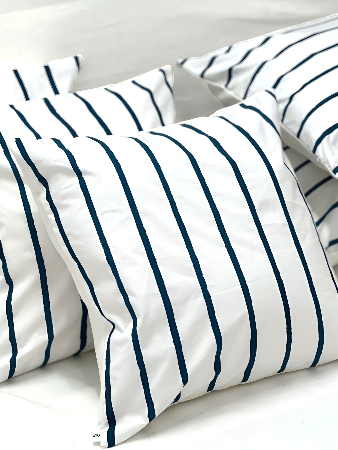 

SLEEPY THREADS White & Blue Set of 5 Striped Square Cushion Covers