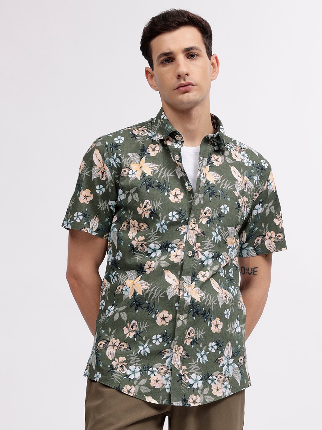 

LINDBERGH Men Floral Opaque Printed Casual Shirt, Green