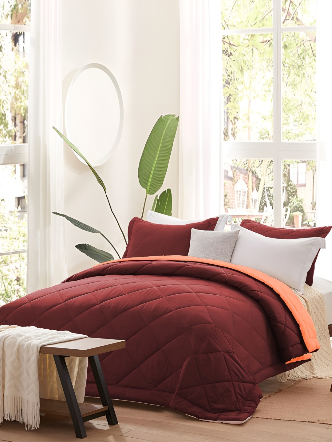 

Sasimo Maroon & Orange Geometric Heavy Winter Double Bed Comforter