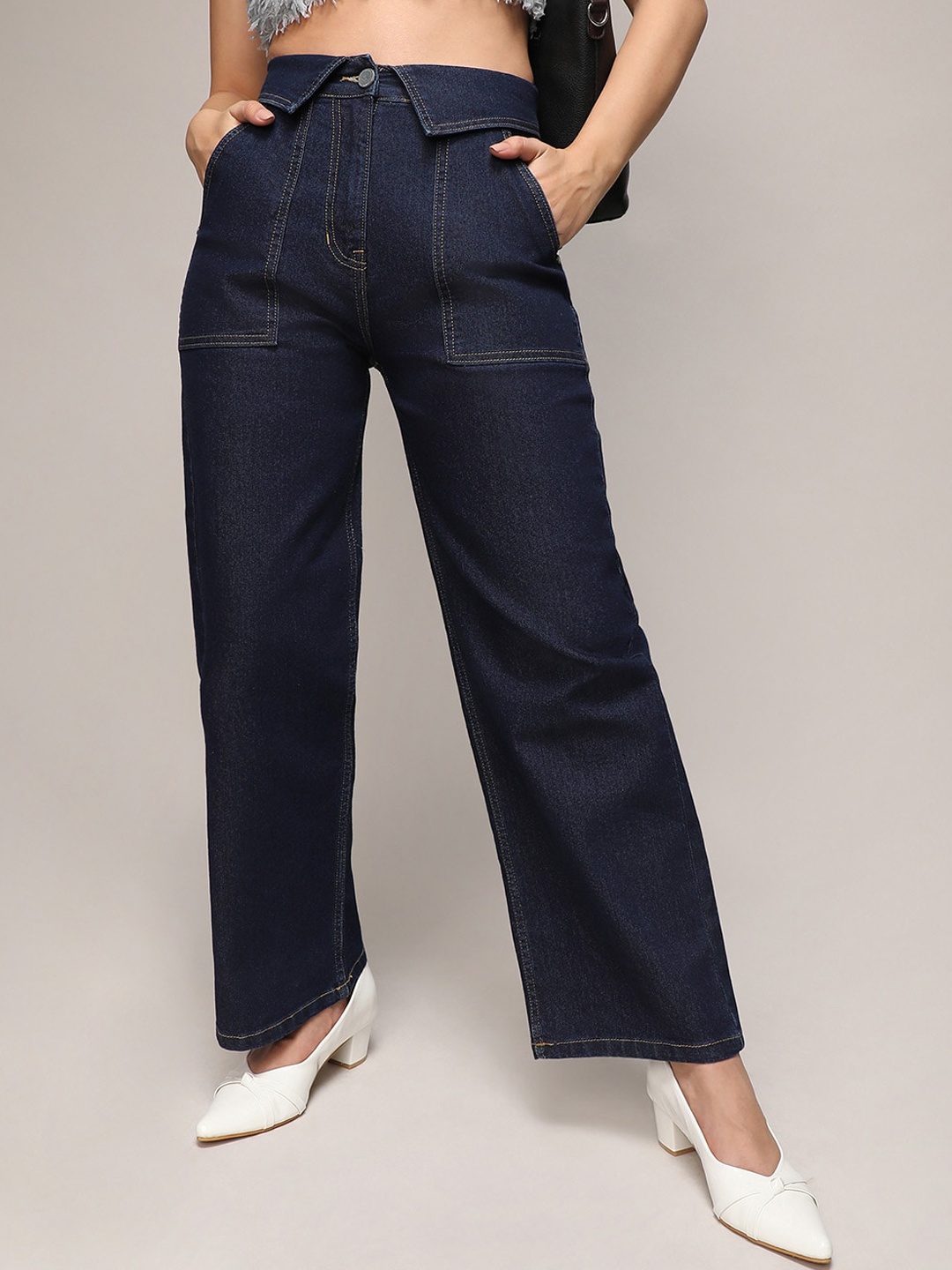 

Campus Sutra Women Smart Slash Knee Jeans, Blue
