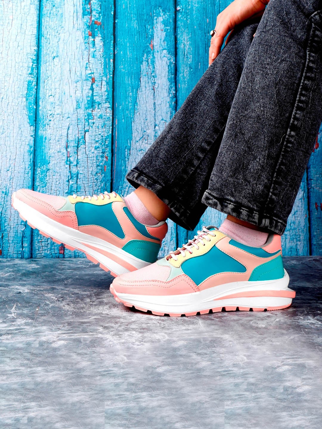 

Mast & Harbour Women Colourblocked Slip-On Sneakers, Pink