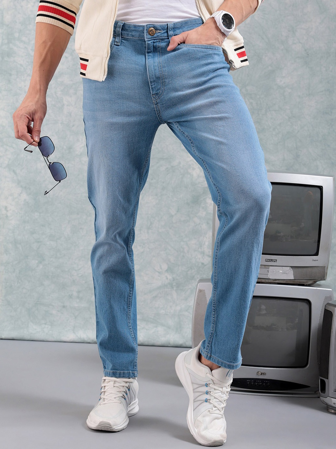 

The Indian Garage Co Men Slim Fit Light Fade Jeans, Blue