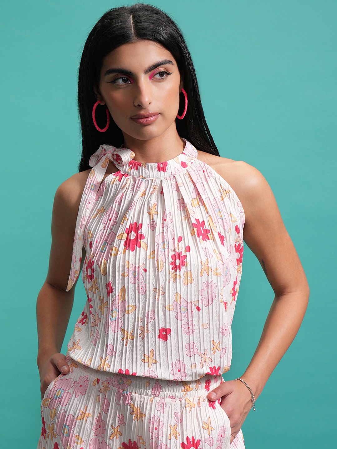 

Tokyo Talkies Floral Printed Halter Neck Top With Shorts Co-Ords, Pink