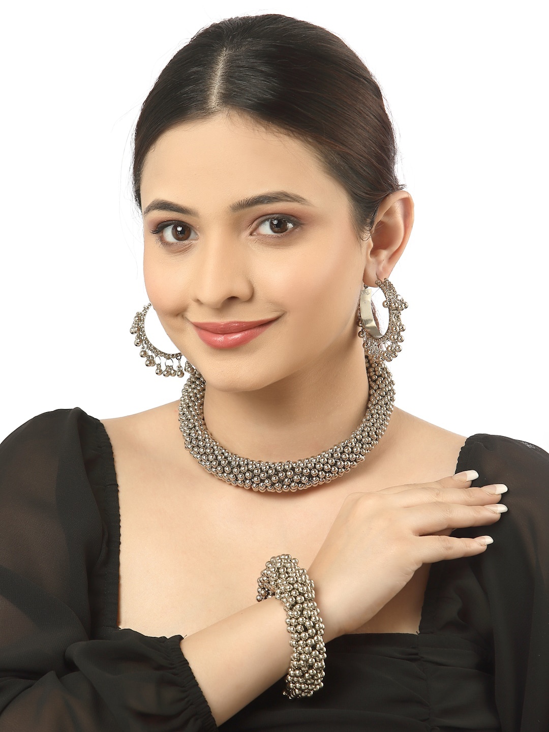 

CHUI MUI Oxidised Jewellery Set, Silver