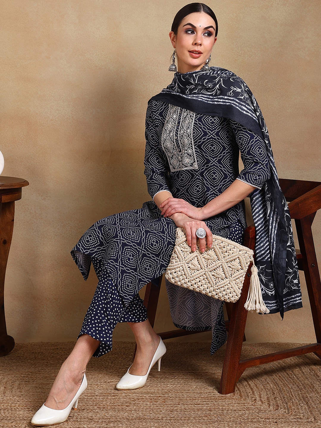 

AHIKA Women Bandhani Printed Regular Kurta with Trousers & With Dupatta, Navy blue