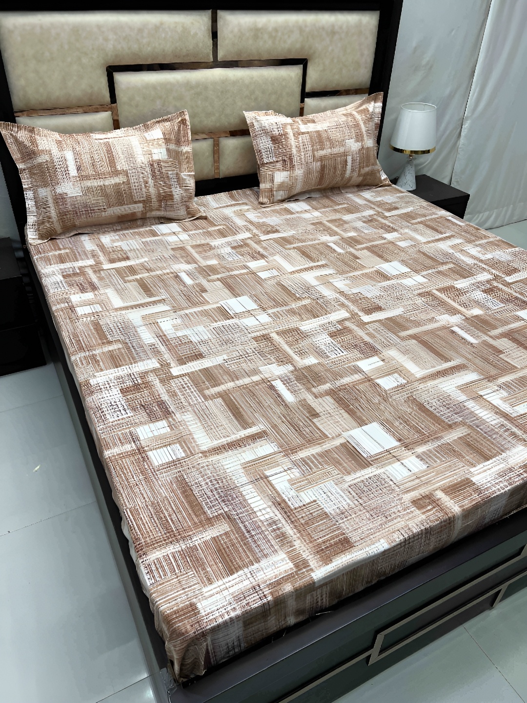 

Pure Decor Brown & White 300 TC King Bedsheet with 2 Pillow Covers