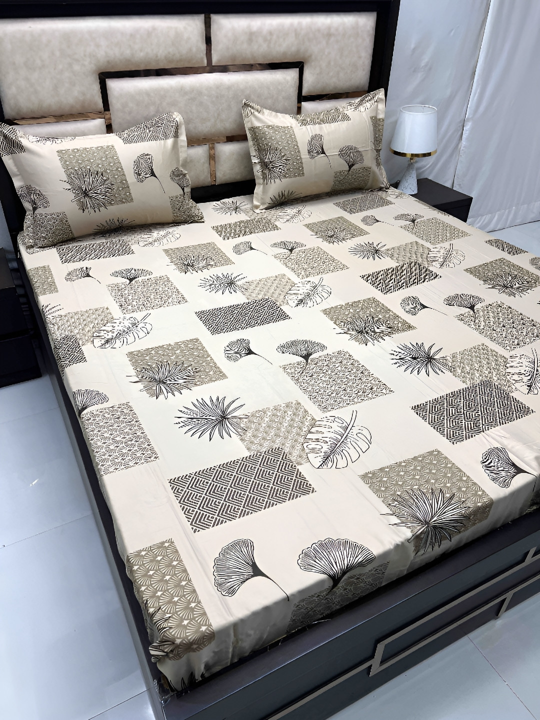 

Pure Decor Brown & Grey Floral 330 TC King Bedsheet with 2 Pillow Covers