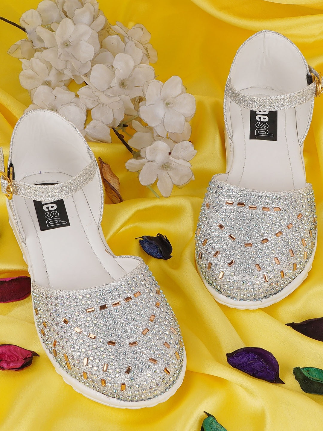 

BAESD Girls Party Ballerinas with Laser Cuts Flats, Silver